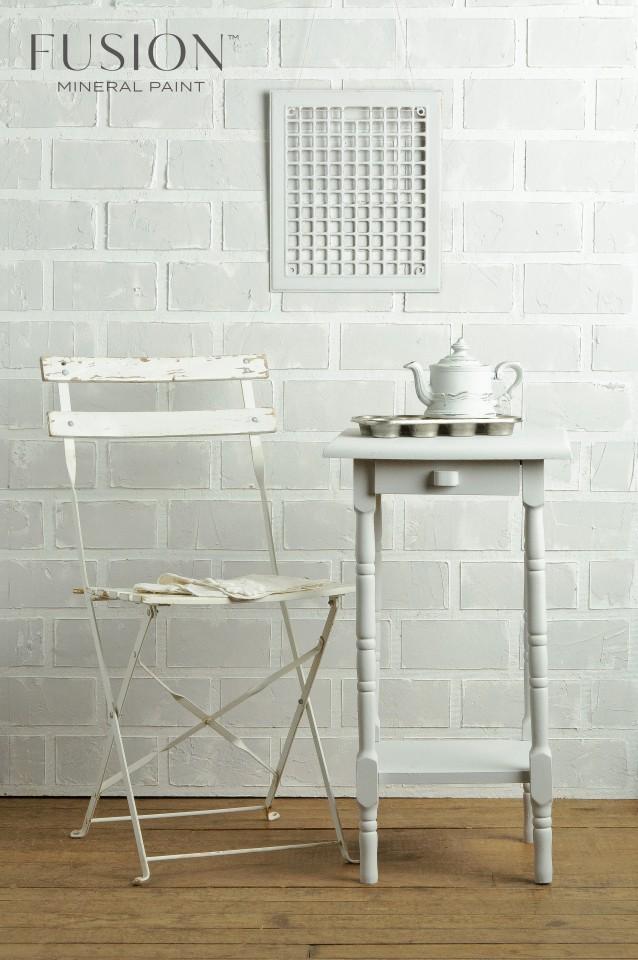 Lamp White
