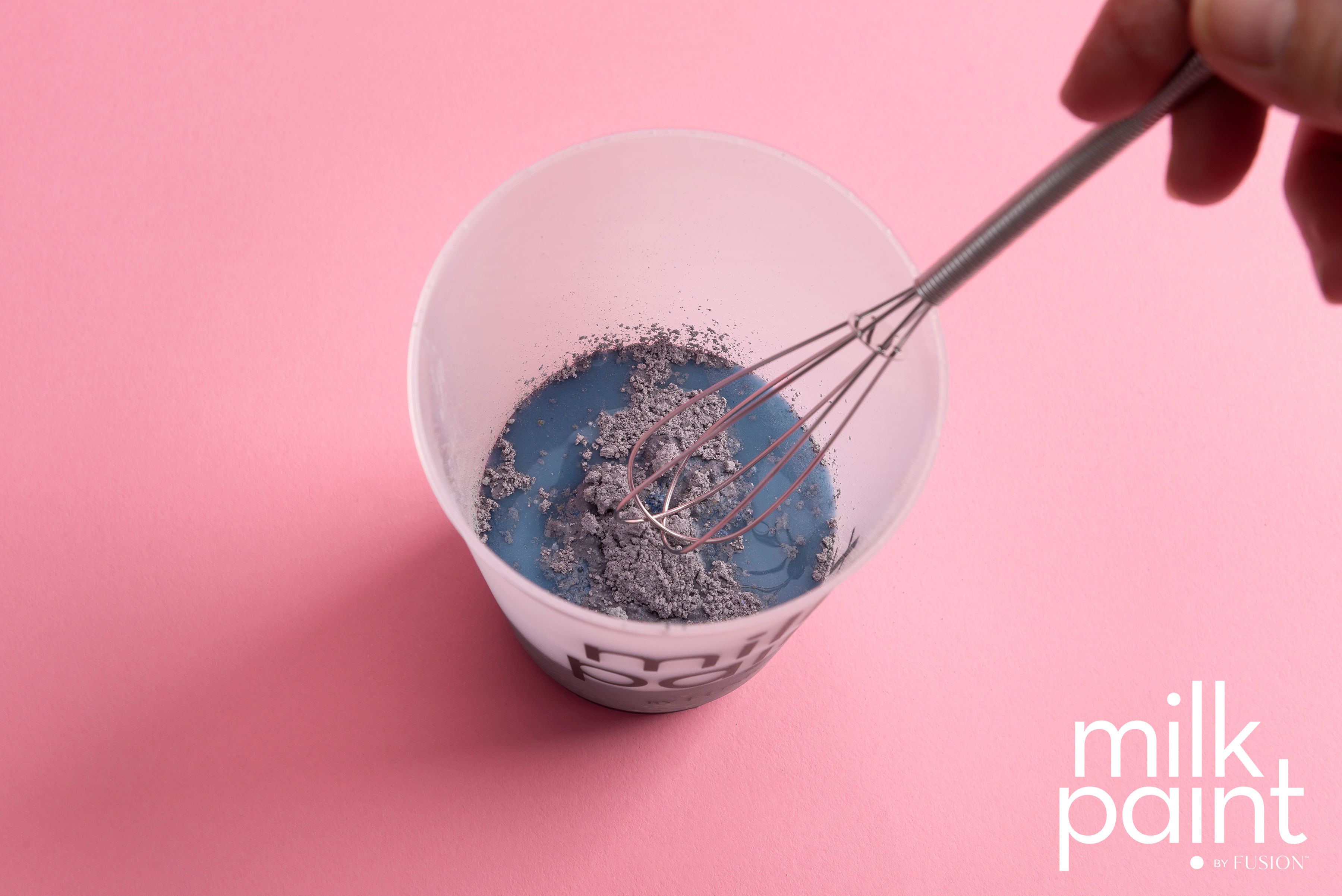 Metlička na vymiešanie Milk Paint