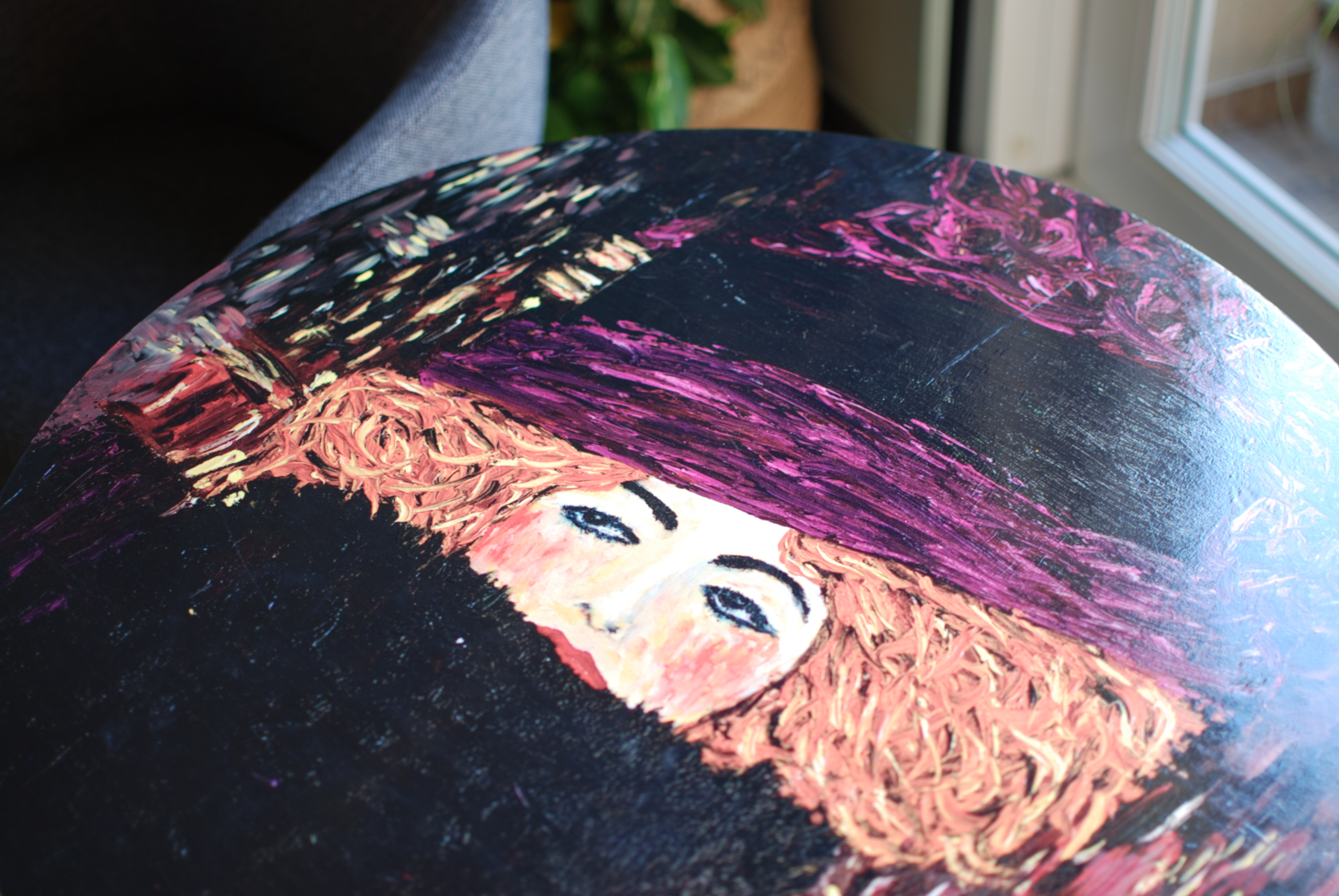 Mint by Michelle "Purple Hat" - papier na dekupáž Fialový klobúk