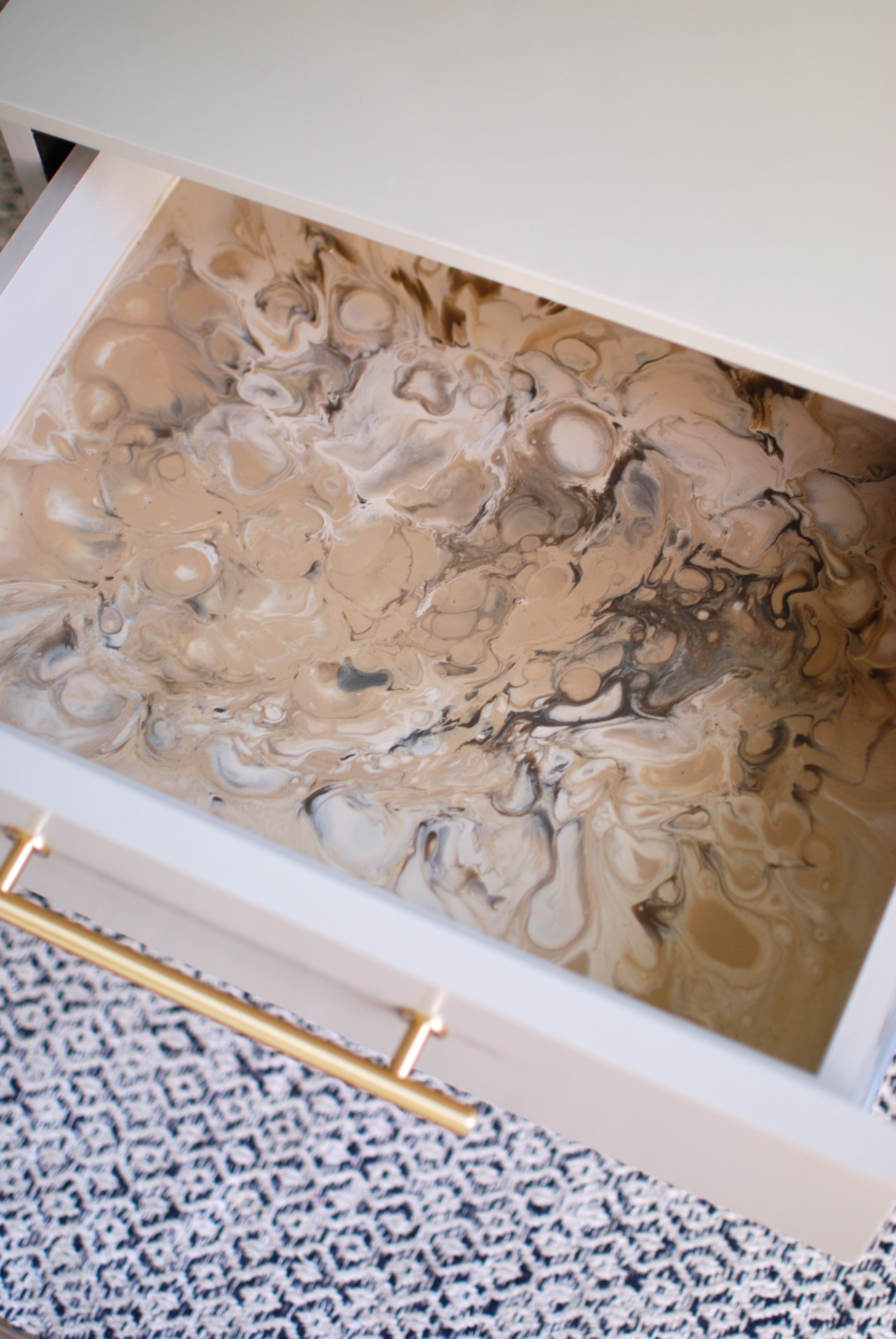 Komoda Oyster