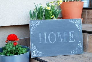 Čierna tabuľka Home